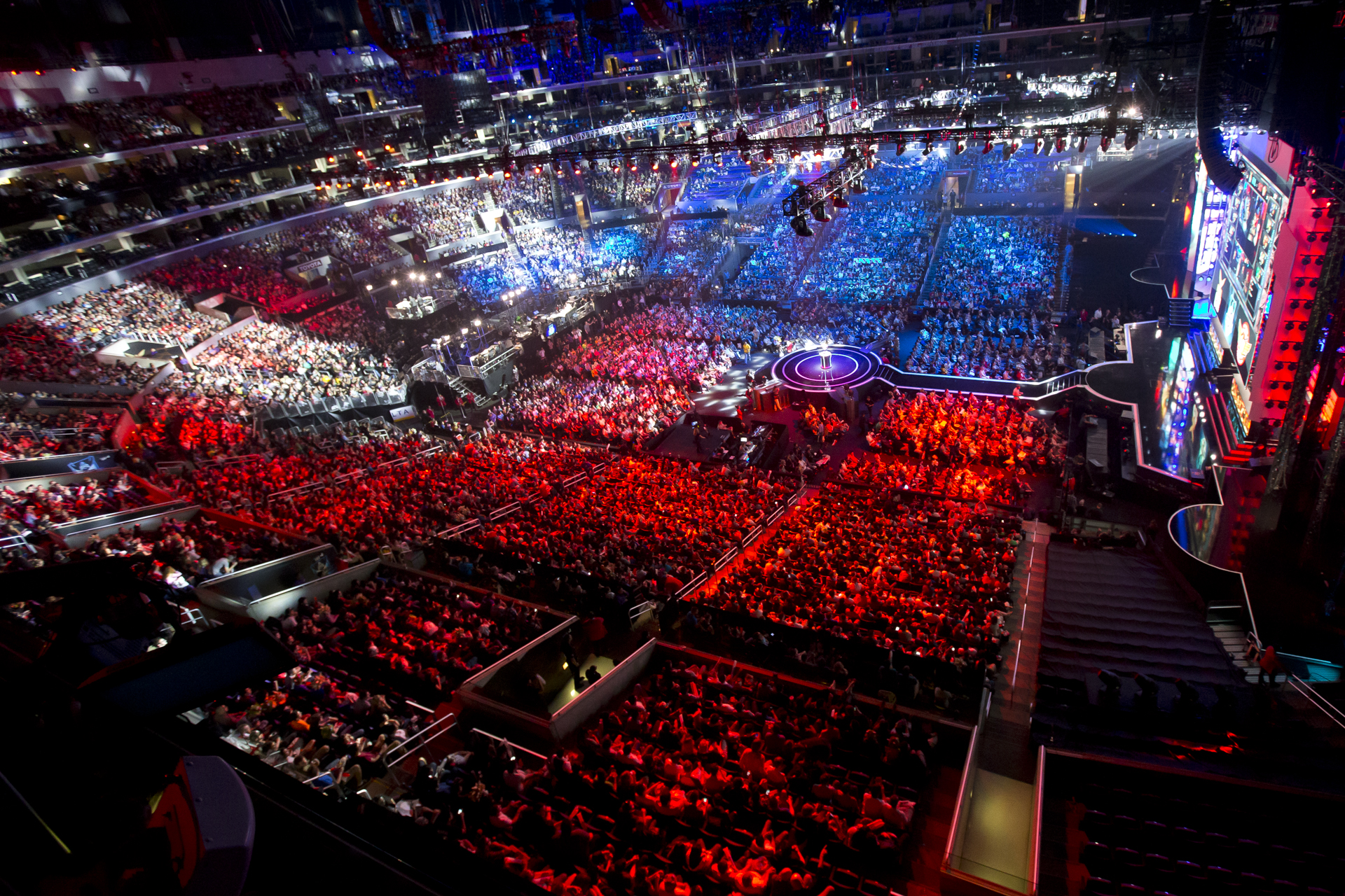 TES抽签分组受IG入围赛表现影响，世界赛版本更新重塑BLG与GEN战术体系，中野联动英雄池成胜负关键